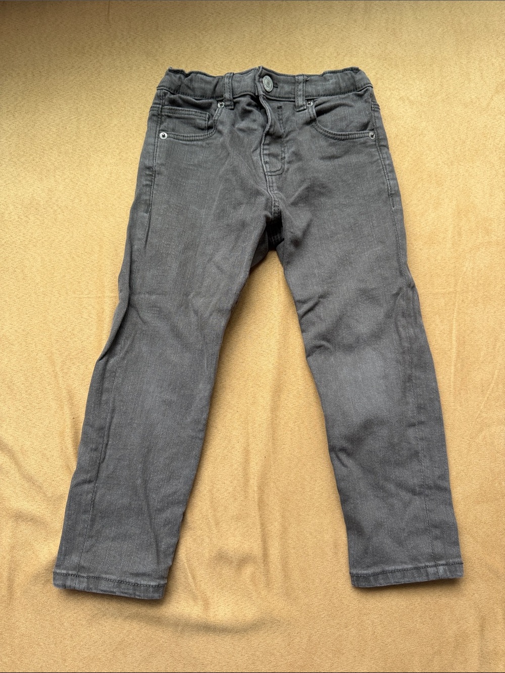 Zara Kids Stretchy Straight Jeans in Charcoal size 3-4y